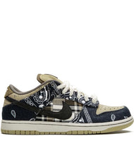 Load image into Gallery viewer, Nike x Travis Scott SB Dunk Low
