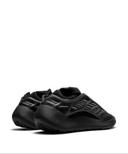 Load image into Gallery viewer, Yeezy 700 V3 "Alvah"
