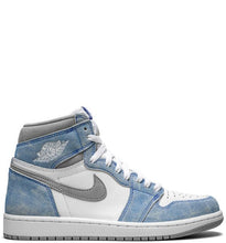 Load image into Gallery viewer, Air Jordan 1 Retro 'Hyper Royal'
